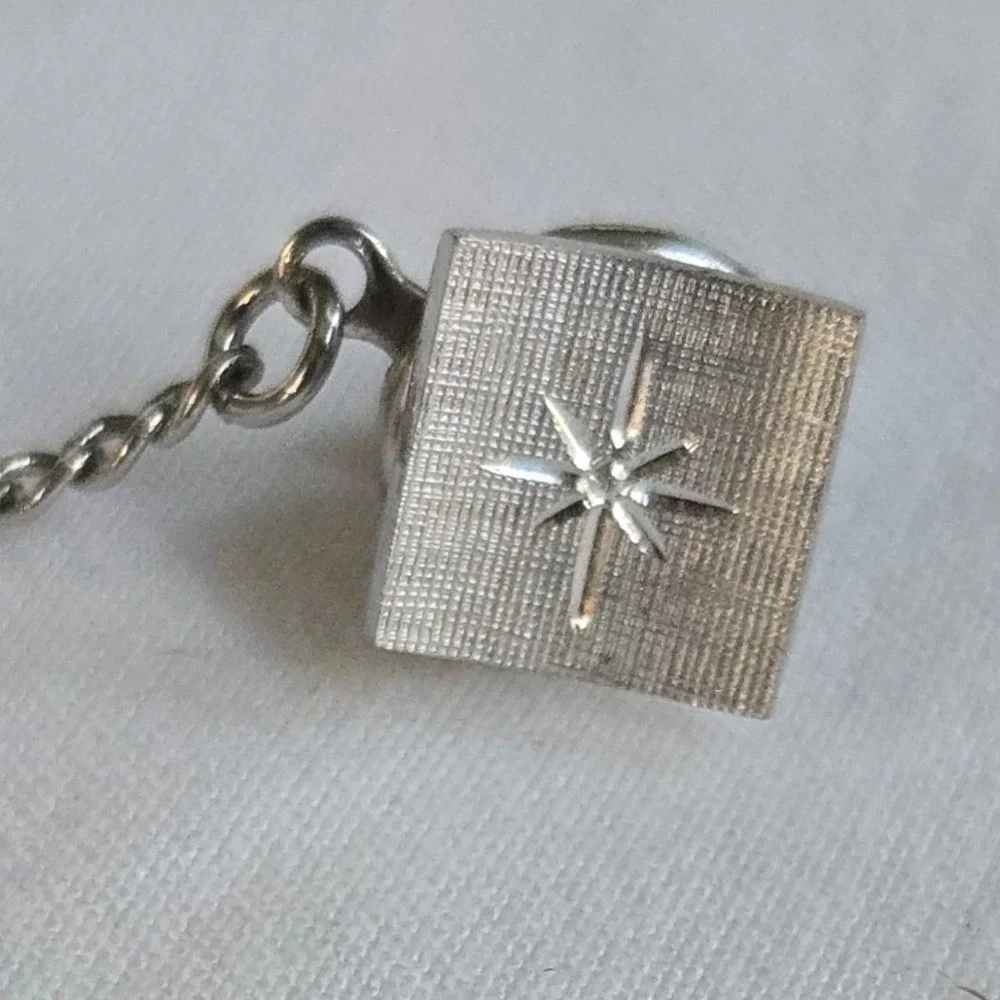 VTG Starburst Silver Tie Bar Tack Chain Unbranded EUC Men's Square Starburst MCM